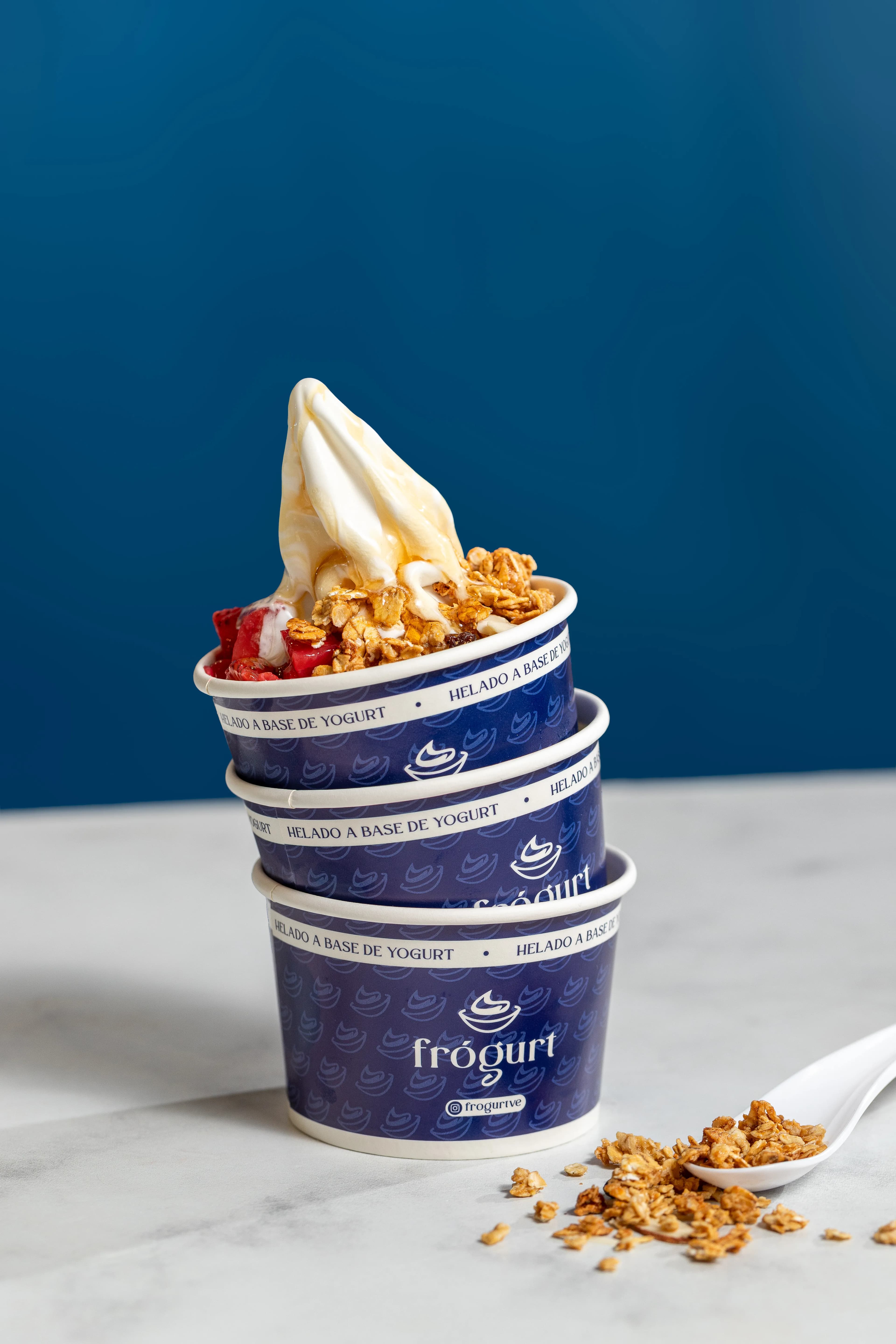 Frogurt Frozen Yogurt delicioso